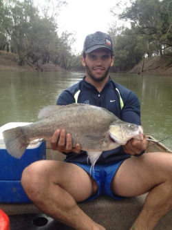 mariomantoni:  Did he catch that fish with the worm sticking out of his shorts? 