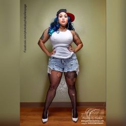 One more of DMT @dmtsweetpoison  . #beater #ink #Latina #tattoo #pierced  #honormycurves #lovemybody #thickness #bluehair #photosbyphelps #sultry #sexy #dmv #legs #published #covermodel #fetish #layout #breakout  Photos By Phelps IG: @photosbyphelps I