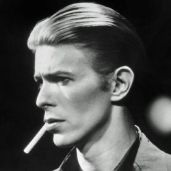 thenotoriousscuttlecliff:  The man who fell to earth has returned to the stars…  Farewell, David Bowie   (1947-2016)   