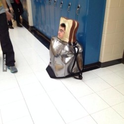 9gag:  This kid was a toaster for Halloween
