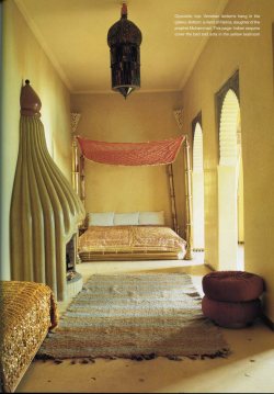 robert-hadley:The World of Interiors, October 2002. Photo - René Stoeltie