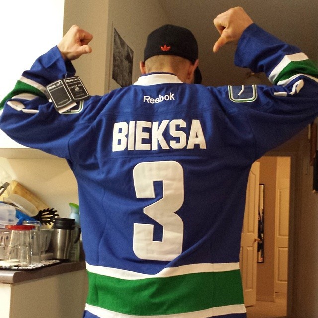Lost the bet, still got a jersey #vancouver #canucks #bieksa