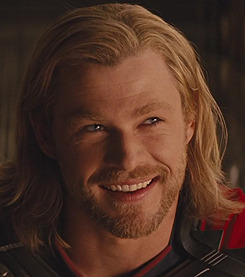 lokilaufeysonthefrostgiant:  thorgasmed:  derekhaleobsessed-blog: THOR and LOKI’s Hair Appreciation Post Thor / The Avengers / Thor: The Dark World  it’s like they’re trying to out-hair each other  // One of my friends told me her sister (who is