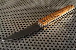 cuscadi:  Böker Kwaiken flipper “the cat” custom made bocote scales. available from the ONLINESHOP