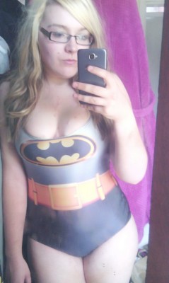 bitch-khaleesi:  How awesome is this Batman swimsuit? Thank you to my lovely friend ^_^ 