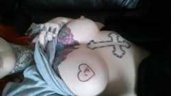 babyydoll666:  I wasn’t going to post this, but my boobs look good