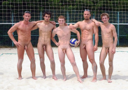 athletesjocks:  Naked volleyball Please follow these blogs! - candid♂male | cutguys♂only | athletes♂jocks | swimmers♂divers | watching♂men | missionary♂men 