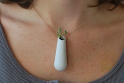 myampgoesto11:  Wearable Planter | Jewelry for green thumbs 