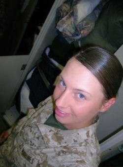 marinetits:  #Marine #militarygirl