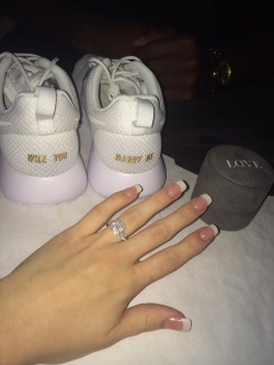 chanel-and-louboutins:  Cutest proposal , the sneakers