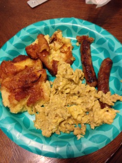 Buttery French toast casserole, sausage links, and scrambled eggs cooked in the sausage grease with generous helping of bacon grease too(gotta make sure the eggs don&rsquo;t stick).   Thought you might enjoy ;D
