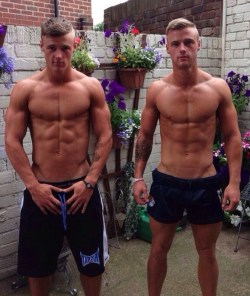 mastertonysir:  2hot2bstr8:  who the HELL are these guys???? are they twins? OMG i’m in fucking LOVE…………..ESPECIALLY with that guy in the shorter shorts!!!! FUCKKKKK♡♡♡  and you’d be able to tell them apart naked?