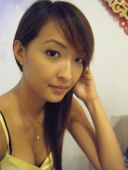thypanda:  perveysage4:  singaporeanthings:  As promised - better quality Sharon Koh - Singaporean Model  asdfdsafads  K