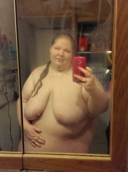 kinkylittlefatgirl:Oh, look! It’s me again! With all my fattie fat hanging out and still dripping wet from the shower. I hadn’t planned to share this one publicly, having taken it for that silly friend who seems to like post-shower shots, but it’s