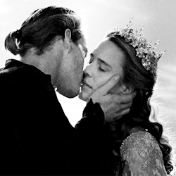 one-more-kiss-dear:  “Since the invention of the kiss, there have only been five kisses that were rated the most passionate, the most pure. This one left them all behind.”The Princess Bride [1987,Rob Reiner]