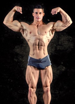 beautifulyoungmuscle:Post #1000: Andras Fister: beautiful young muscle