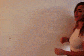 damselsandothersexyness:  Pretty sure I’ve re-blogged this gif before, but I think this is a longer version. Her goodbye wave at the end is sooo adorable. 