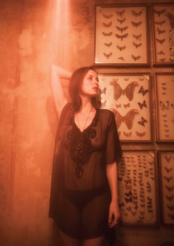 wonderful collection: Felice Art Couture©felice-art-couture.combest of Lingerie:www.radical-lingerie.com