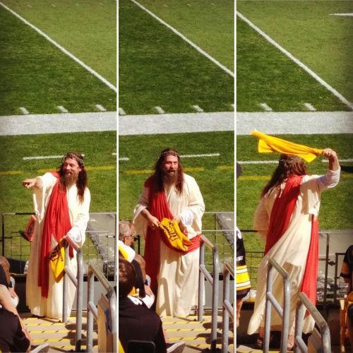 Jesus was at the Steeler game. Lol 😂  We won anyway. Even Regular Jesus couldn’t help! We had Jesus Carr! Lol 😂 #jesus #raiders #raidernation  https://www.instagram.com/p/CUJzTDtrEBHdq-OnUd823dld11gB55aNtLBArs0/?utm_medium=tumblr