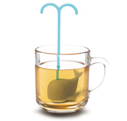 nae-design:  Dreaming whale tea infuser by Korean designers Juhyun Yu &amp; Changbong Heo of Gongdreen swims comfortably in your cup. 
