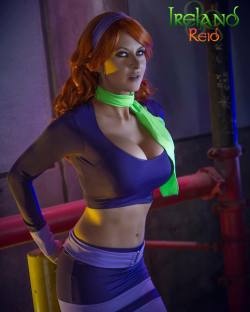 officialirelandreid:  Jeepers! I still love this photo by @modelmosa! Costume by me! #Daphne #daphneblake #scoobydoo #scooby #cosplayer #cosplay #cosplaygirl #cosplaying #ireland #irelandreid #irelandreidcosplay
