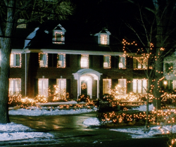 cinemaspam:  Home Alone (1990)  Directed by Chris Columbus 