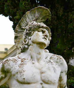 antonio-m:Detalle de Aquiles, Achillion Palace, Corfu, Grecia