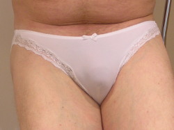 Pink panties with lace and a bow –
