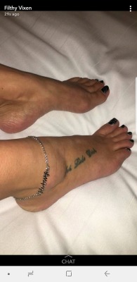 myfilthyvixen:  For all the feet people who keep asking for pics .   Please reblog feet guys.  Add her Snapchat: TheFilthyVixen