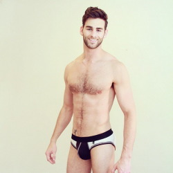 mu-am:sunbound:Handsome  Follow Mens Underwear and More for more pics of hot guys in their underwear or less!