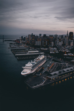 w-canvas:  San Francisco Cityscape by Adrian Sky 