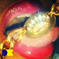 We got them #juicy #lips on deck! #wearesoready #DX1964 #money #monday