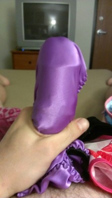 captain-headfullofsmut:  pantiessilk91:  beejay6969:  satinpantyboy58:  Love this pic!  Would love to slide the satin up and down the shaft until it exploded all over the panties  And me