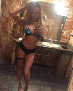 stripper-locker-room:  https://www.instagram.com/evebbk/