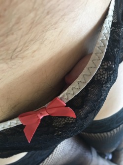plikespanties:  Good Morning   Do you like my Black Lace Hipsters with Antique White Waistband &amp; Red Satin Bow? Black Fishnet Hold Ups complete my look for a (hopefully) naughty Friday…