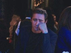 thranduilea-deactivated20150412:  Lee Pace being an adorable puppy in S03E13 of The Mindy Project  