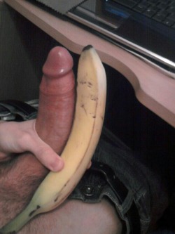 sizeminded:  If you want a big banana, you go to the grocery store, but where do you find a big penis? Size Minded. 