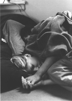 cravehiminallways212:  This. ❤️ It’s a chilly night…come wrap me in your warmth. Sweet dreams, Love. May the world not need your services tonight. ‘Night, my Love…💋  Wrapping you up in my warmth. This cooler night air making it easy to