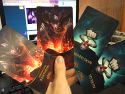 freljordashe:  ask-a-trustworthy-weather-woman:  ((League of Legends Skin giveaway! So at AX I got two Riot Ward skins and Two Dragon Slayer Pantheon skins! I wish I could do a giveaway in a cooler more interesting way but these codes expire on July 11th