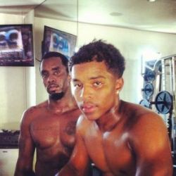 black-m4m:  DIDDY’S SON JUSTIN COMBS REAL # &amp; EMAIL. REBLOG BEFORE IT GETS DELETED!!!