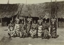 ukpuru:  &ldquo;Women of king Jaja of Opobo&rdquo; [translation from Dutch], by J. A. da Cunha Moraes, 1870. Opobo [Igbo/Ijo/Obolo] peoples [now coastal Rivers State, Nigeria]. 