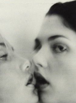 musesandmannequines2:   mariacarlabosscono:  photographed by Tiziano Magni for Visionaire #12 Fall 1994  I LOVE THIS IMAGE!!! The intent, the anticipation, the hopefulness, the moment just before their lips meet and touch is absolutely beautiful to imagin