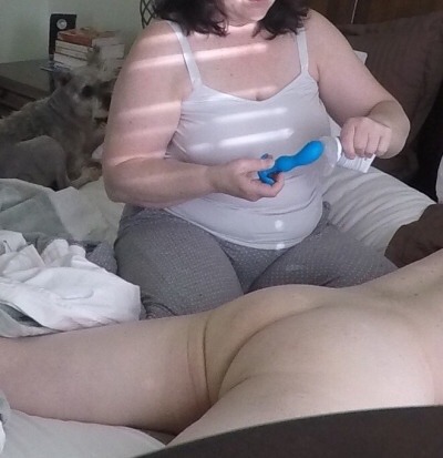 badlab13:  Ok sissy open wide while Mommy adult photos