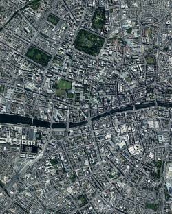 dailyoverview: In honor of all of the St. Patrick’s Day celebrations this weekend, we wanted to share this post of Dublin, Ireland. Situated on the River Liffey, the capital city is the largest in the country with 1.35 million residents. As seen in