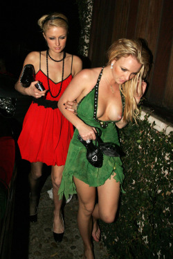 tuttosesso:  Britney Spears e Paris Hilton