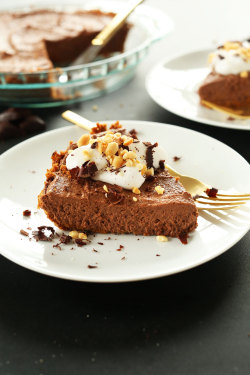 do-not-touch-my-food:  Chocolate Peanut Butter Mousse Pie