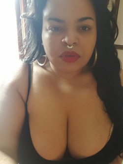 tsveronicamoore: Hey guys, I’ll be in Elizabeth, NJ 4 the weekend 11/18-11/21. Near Newark airport. Call 707 348 2269 To schedule an appointment with me Xoxo So pretty