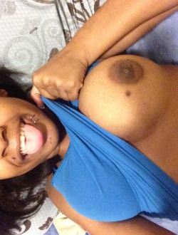 boobsandwolves:come lay with me?