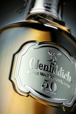 Bexsonn:  The Simple But Beautiful Bottle Of @Glenfiddichswm Fifty Year Old Single