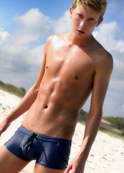 Hot twink